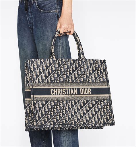 christian dior tote bag large.